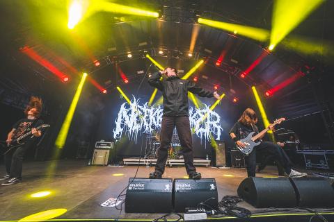 Neckbreakker af Rolf Meldgaard